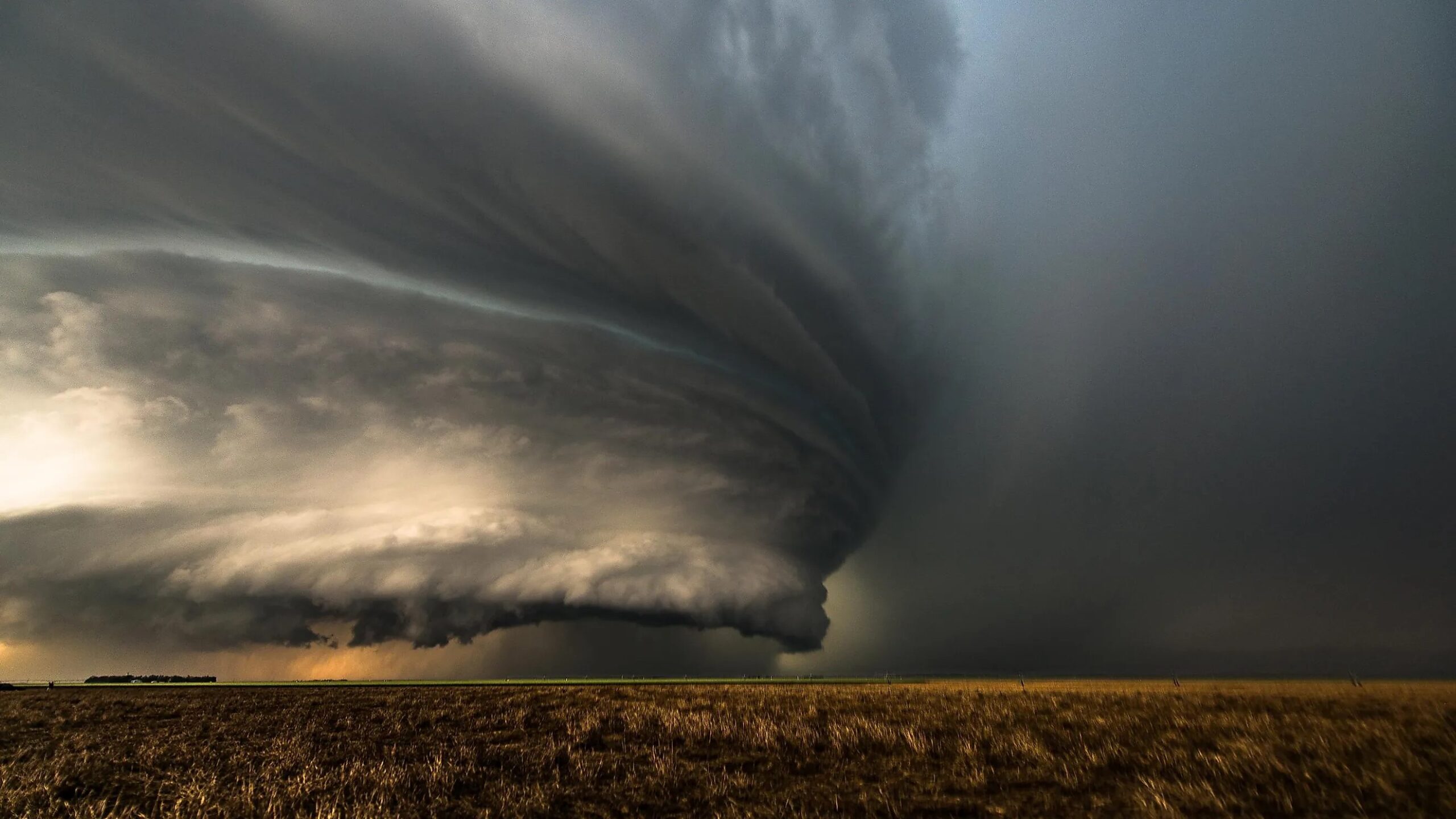 Cyclone – Stay Calm, Safe, Prepared